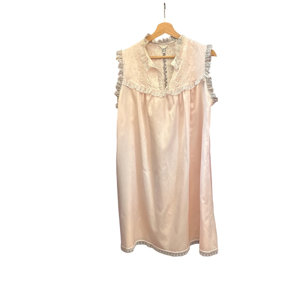 Vintage 60s Bert Yelin Nightgown Coquette Grandmacore Romantic Loungewear Retro